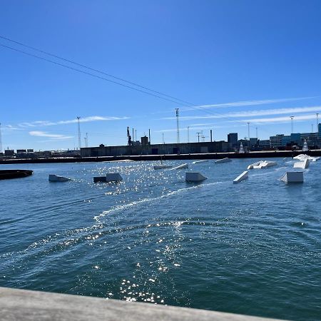 Apartment Directly To Seafront Of Bassin 7 With Big Balcony And Free Parking Århus Exterior foto